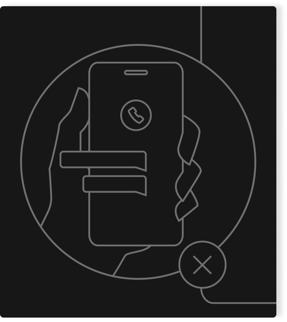 Mão segurando um celular com um ícone de telefone na tela, enquanto duas barras o envolvem parcialmente. No canto, um círculo com um "X".