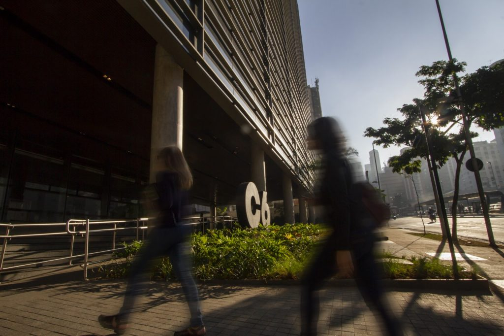C6 Bank abre 40 vagas para programa de estágio