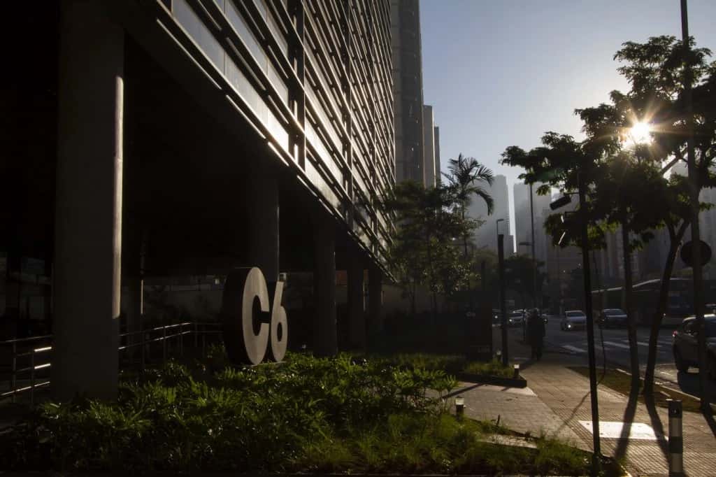 Fachada do C6 Bank após ser indicado aos prêmios iBest 2025