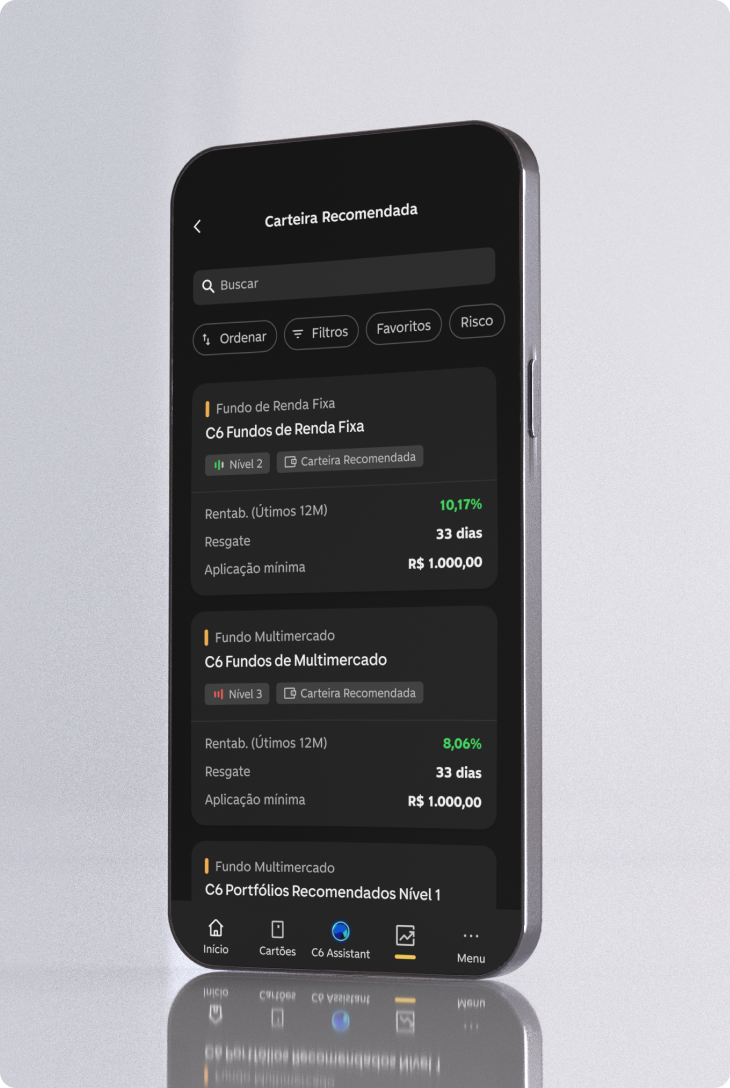 Tela do app C6 Bank mostra lista de fundos recomendados com dados de rentabilidade e resgate.